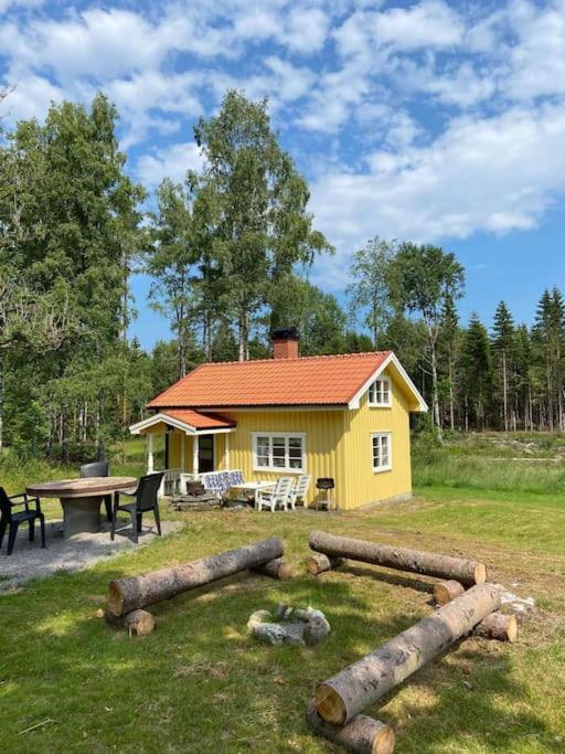 Dalslands-Torp Naera Vattnet Villa Мелеруд Екстериор снимка